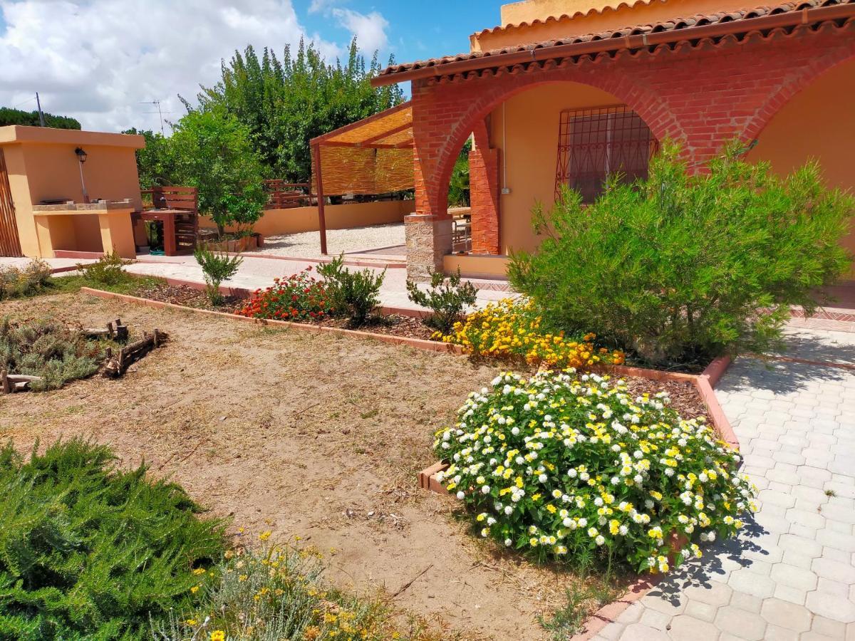 Casa Marina Lu Tuvaraggiu Casa Vacanze Сорсо Екстер'єр фото