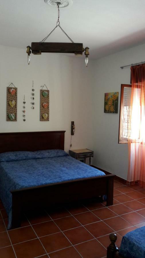 Casa Marina Lu Tuvaraggiu Casa Vacanze Сорсо Екстер'єр фото